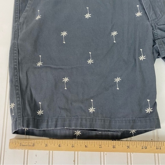 Junk Food Shorts Mens L Gray Disney with Palm Tree Print Mickey Mouse Patch - Picture 9 of 13